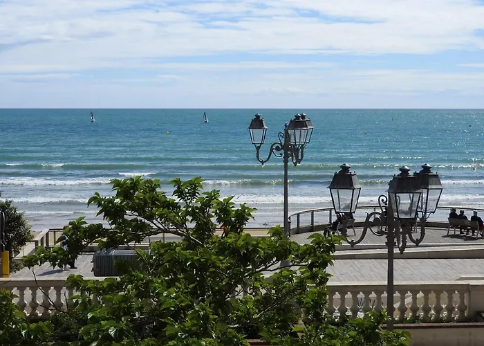 Renove Front De Aux Sables D'olonne - Fr-1-92-650 莱萨布勒-多洛讷