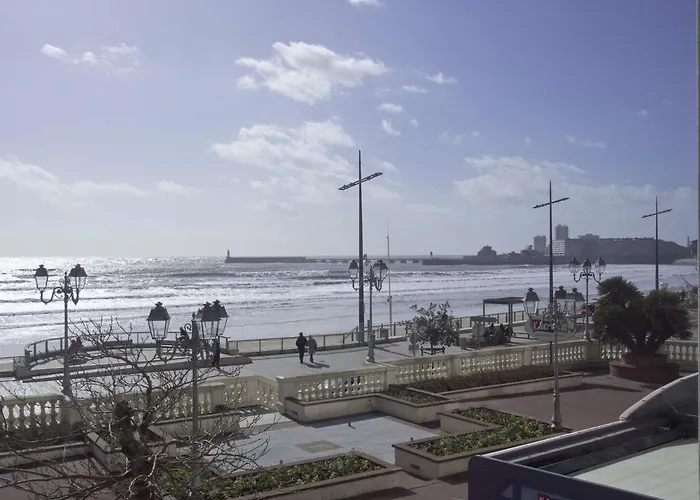 Renove Front De Aux Sables D'olonne - Fr-1-92-650 莱萨布勒-多洛讷