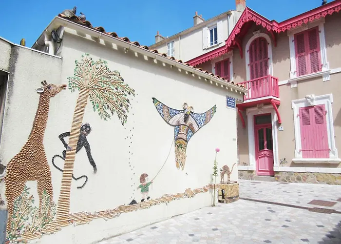 Renove Front De Aux Sables D'olonne - Fr-1-92-650 *